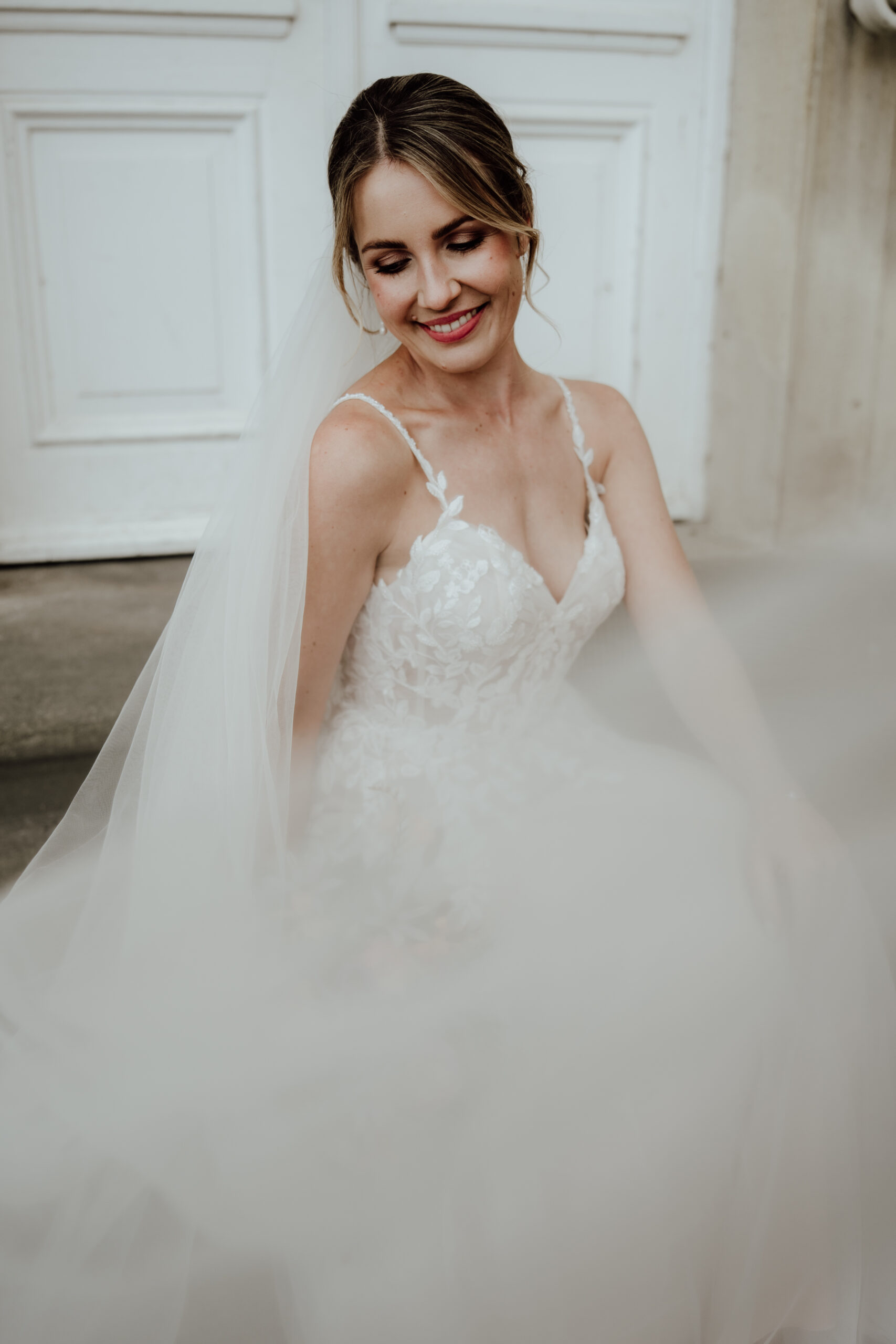 Natürliches Brautportrait am Hochzeitstag in Münster
